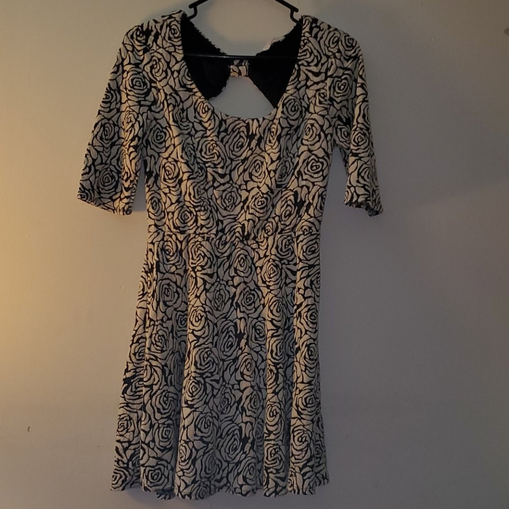 Black and white floral print Dress